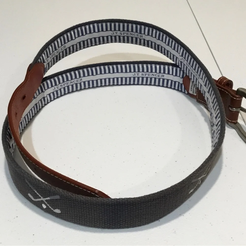 Men's Grey Woven Belt  with Golf Clubs and has Brown Leather Trim